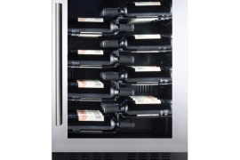 Built-in wine refrigerator under the worktop. H 81.3cm, W 59.5cm (CPROX60SX)