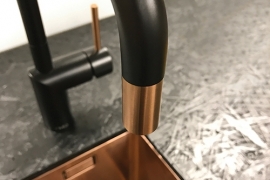Must vaskse otsikuga RH-350-Bistro